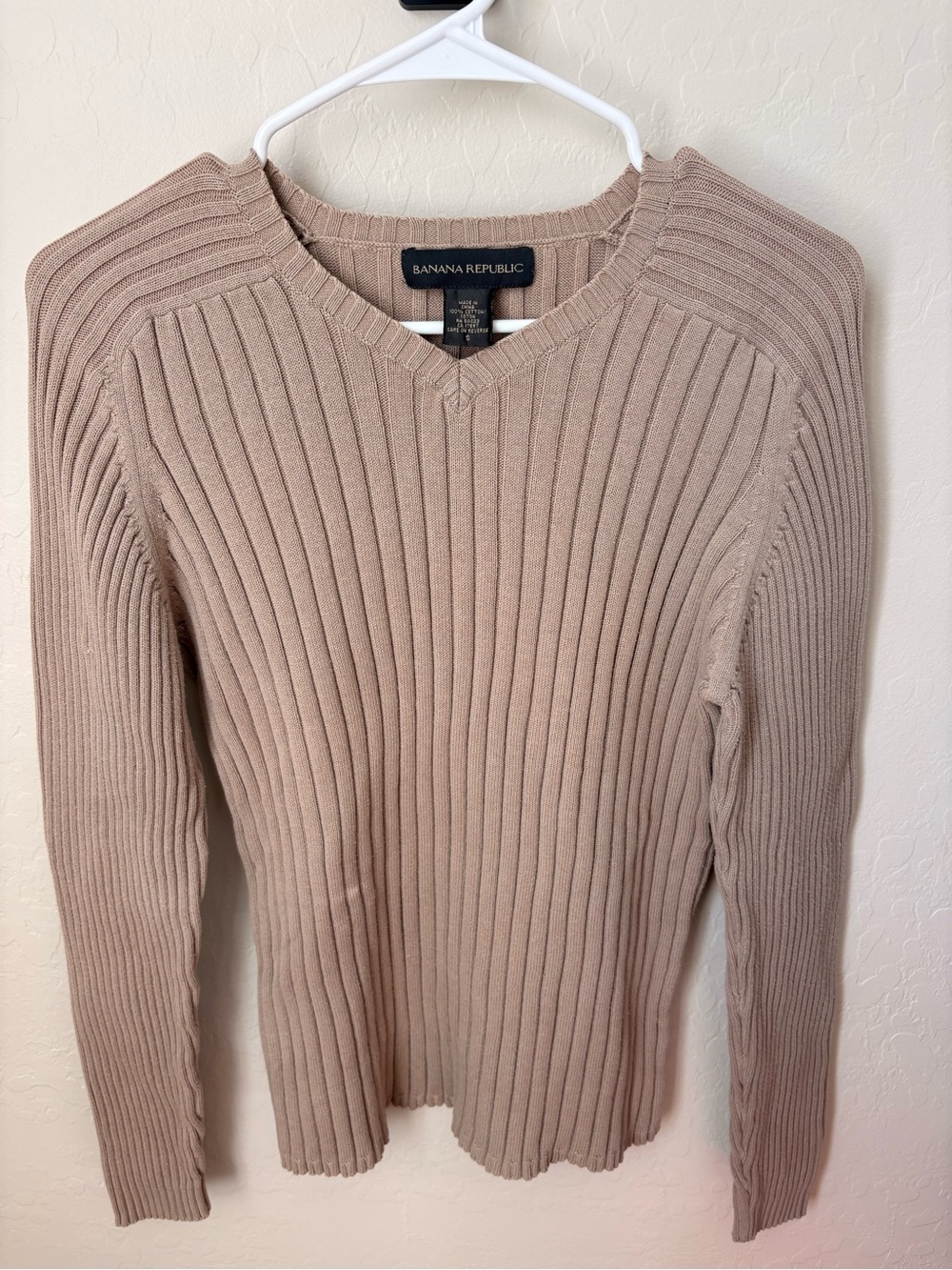 Banana Republic Women’s Ribbed V-Neck Sweater - Beige Taupe